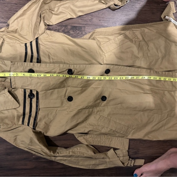 Jean Paul Gaultier Tan Trench Coat with Black Accents - Picture 5 of 7